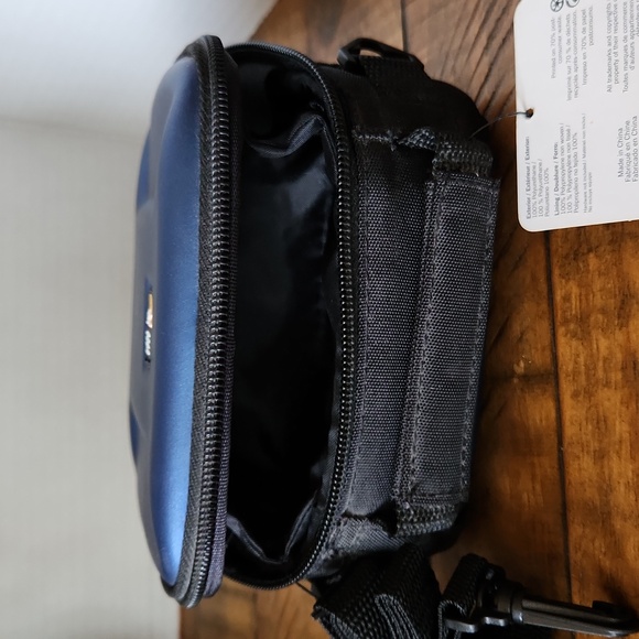 Case Logic Camera Game System Case - Picture 3 of 5